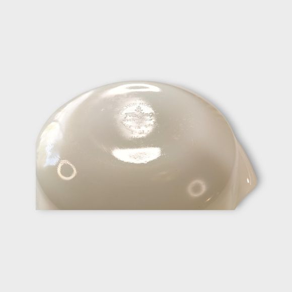 Vintage Anchor Hocking Fire-King 435 1-Qt Glass Casserole Dish - Picture 4 of 4